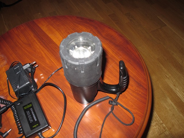 Фонарь 12W HID 3