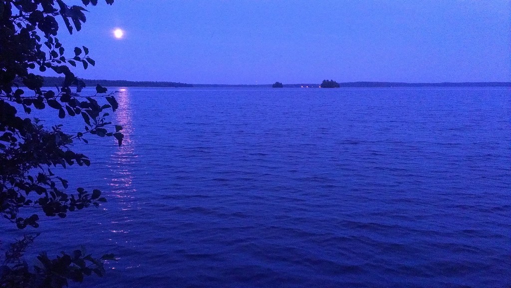 Лагерь на о.Комсомольское Лагерь на о.Комсомольское