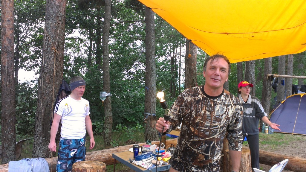 Лагерь на о.Комсомольское Лагерь на о.Комсомольское