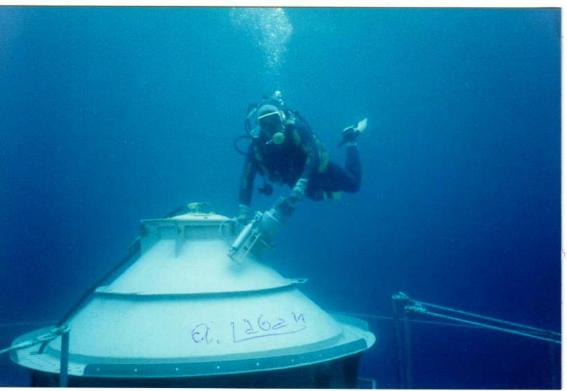 Подводный кормораздатчик SADCO Подводный кормораздатчик SADCO