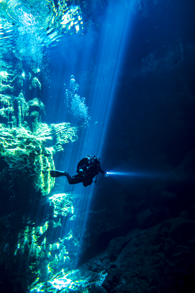 Cenote Dive