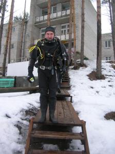 Во всеоружии, но без оружия. Пояс с грузами остался на дне в районе затонувших жигулей