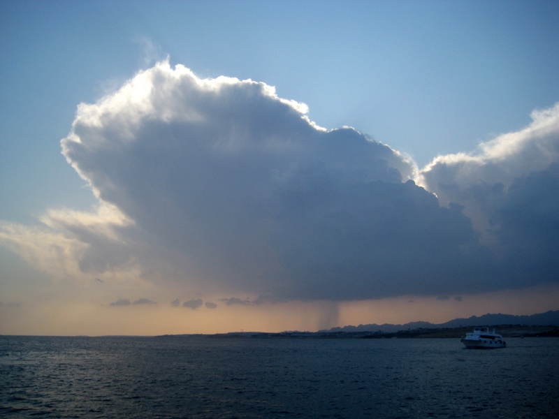 Дождь над Шармом-2.