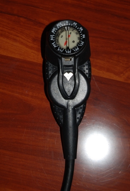 Консоль Cressi три в одном Манометр+глубиномер+компас 2 Консоль Cressi три в одном Манометр+глубиномер+компас 2