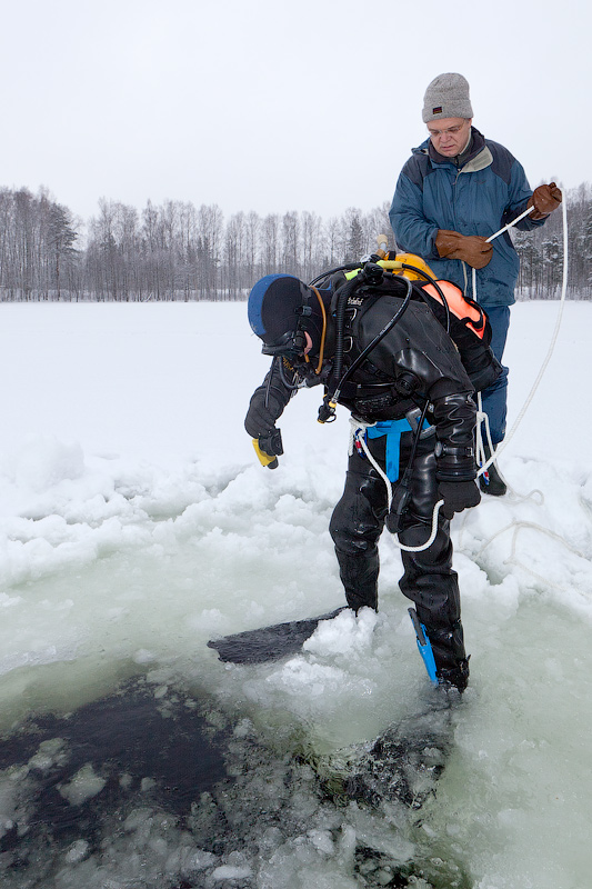 Цвелодубово: подлёдная нырялка и волейбол. 04-06.02.11 Цвелодубово: подлёдная нырялка и волейбол. 04-06.02.11