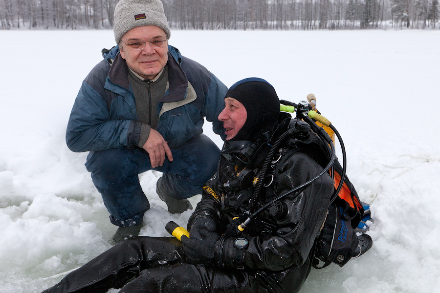 Цвелодубово: подлёдная нырялка и волейбол. 04-06.02.11
