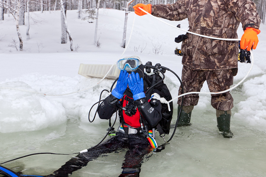 Цвелодубово: подлёдная нырялка и волейбол. 04-06.02.11