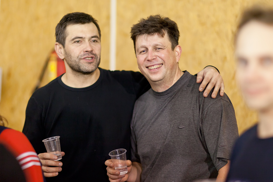 Цвелодубово: подлёдная нырялка и волейбол. 04-06.02.11