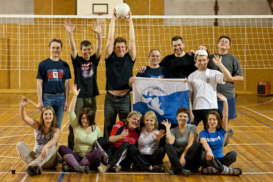 Цвелодубово: подлёдная нырялка и волейбол. 04-06.02.11 Цвелодубово: подлёдная нырялка и волейбол. 04-06.02.11