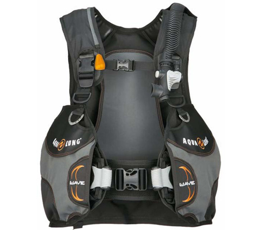 продам Жилет-компенсатор SeaQuest Wave 2010 размер 48-50 ----4500 руб торг состояние отличное тел 89643848328