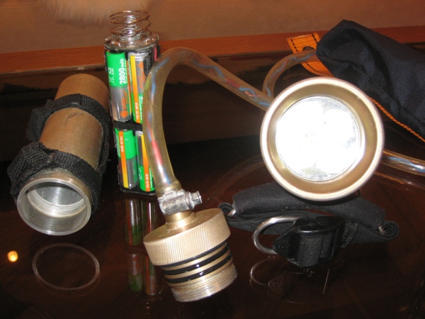 Кассета с акум. и крышка бат. отсека.