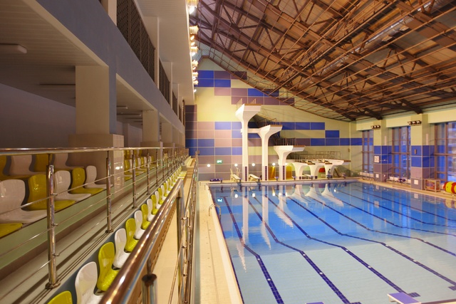 Басейн "Ижорец" г.Колпино