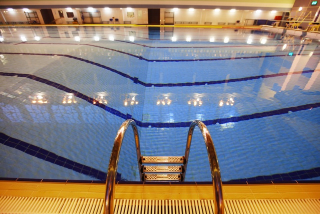 Басейн "Ижорец" г.Колпино