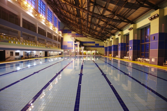 Басейн "Ижорец" г.Колпино