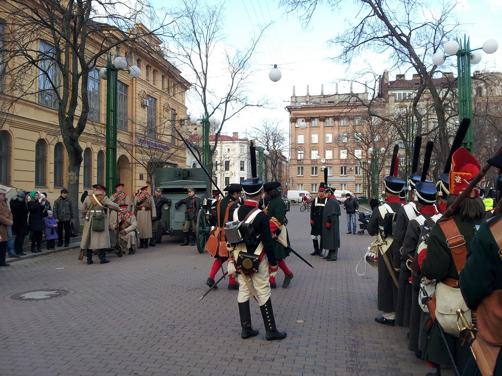 Реконструкция "Три эпохи Преображенского полка" Реконструкция "Три эпохи Преображенского полка"