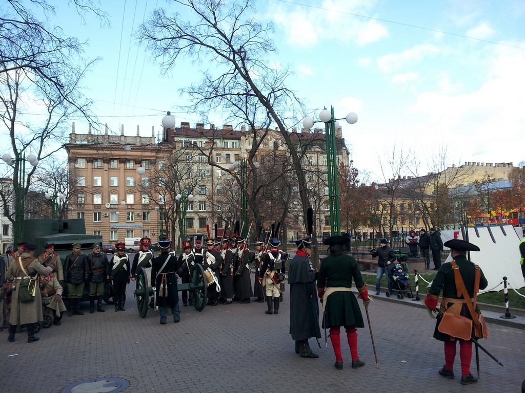 Реконструкция "Три эпохи Преображенского полка"