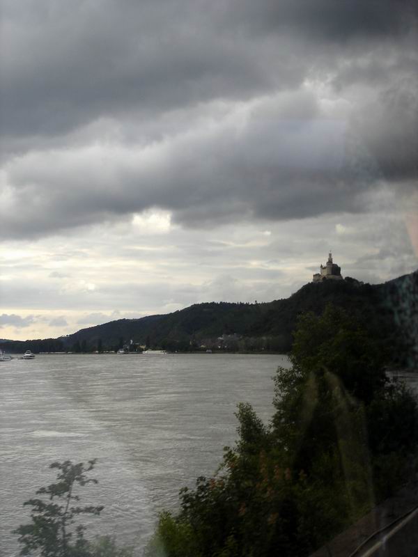 Какой-то замок)