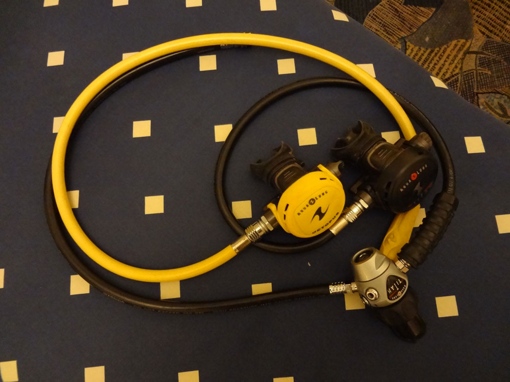 Регулятор AquaLung Titan