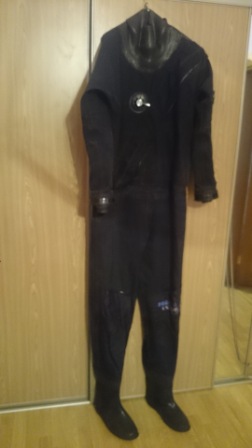 Сухие костюмы продам Сухие костюмы продам