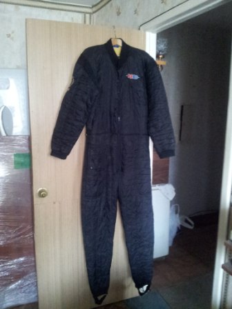 Сухие костюмы продам