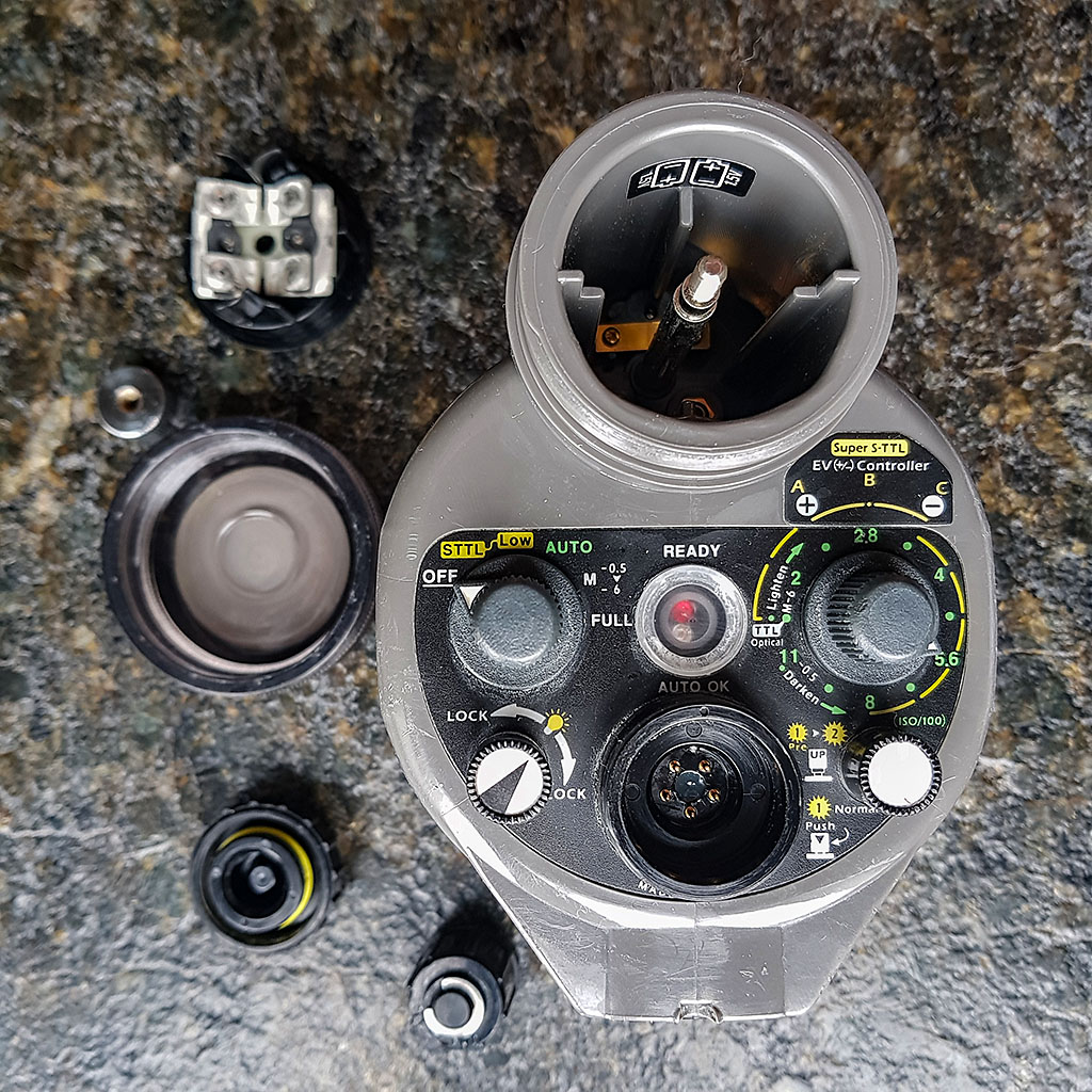 Вспышка Inon Z-240