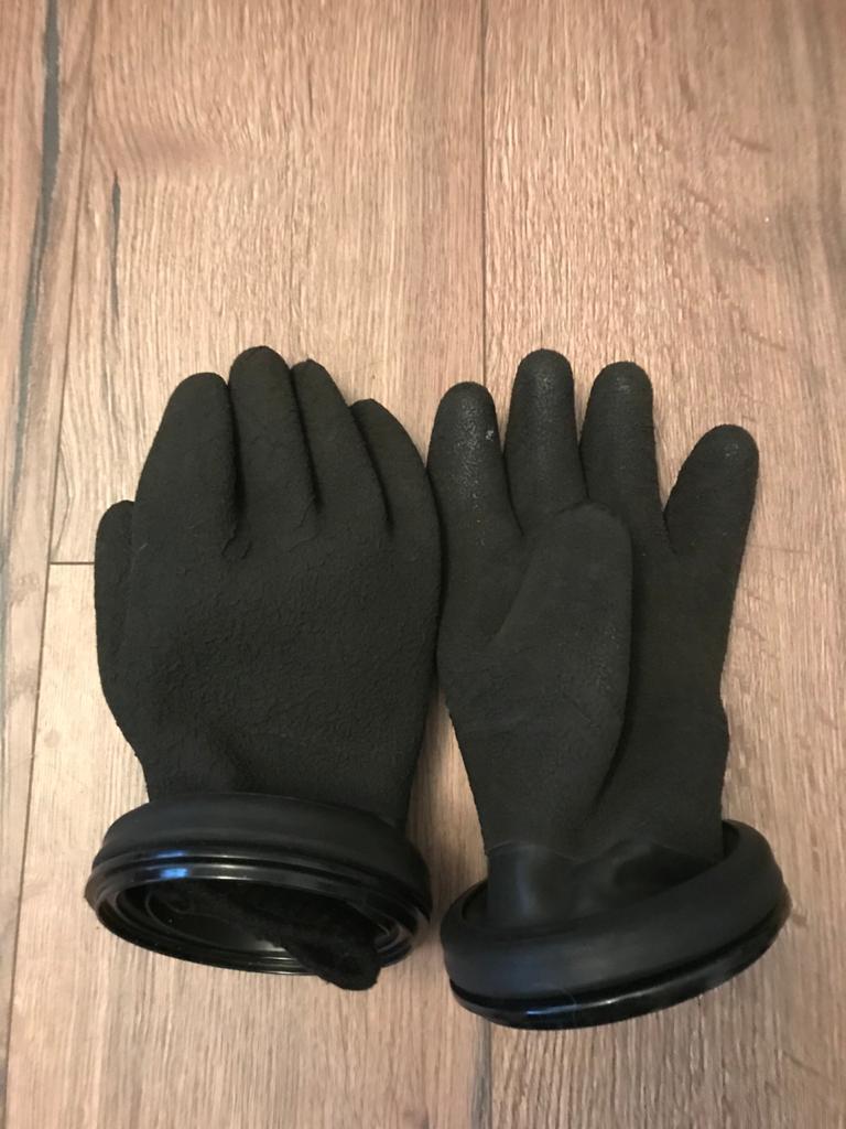 сухой костюм