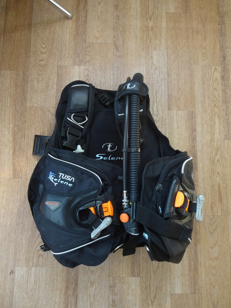 Компенсатор плавучести Tusa Selena Компенсатор плавучести Tusa Selena