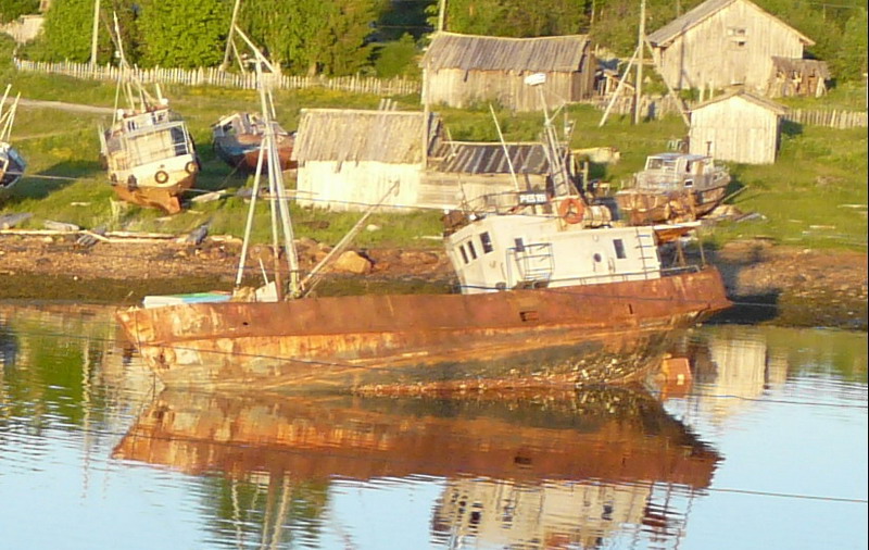 Пиратский корабль.